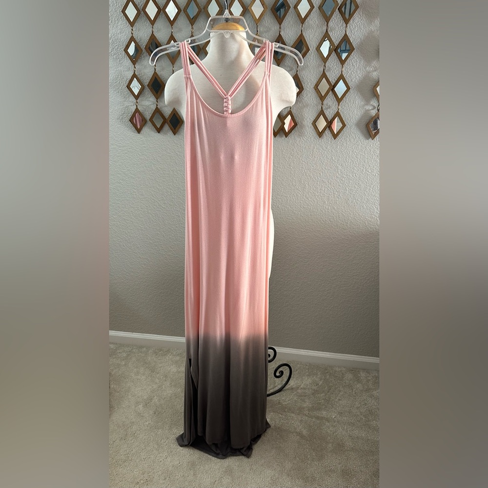 Elegant Ombre Maxi Dress in Pink and Gray
